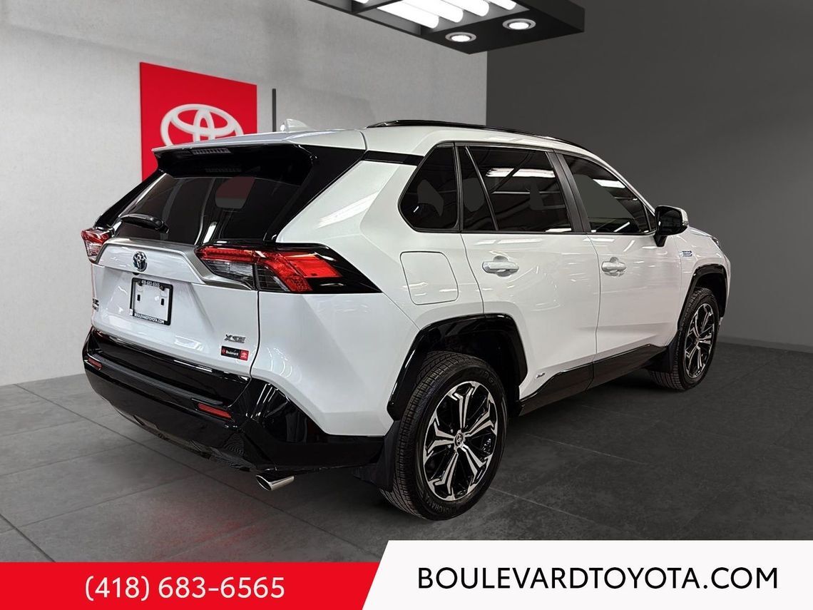 Toyota RAV4 2024