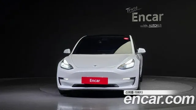 Tesla Model 3 2020