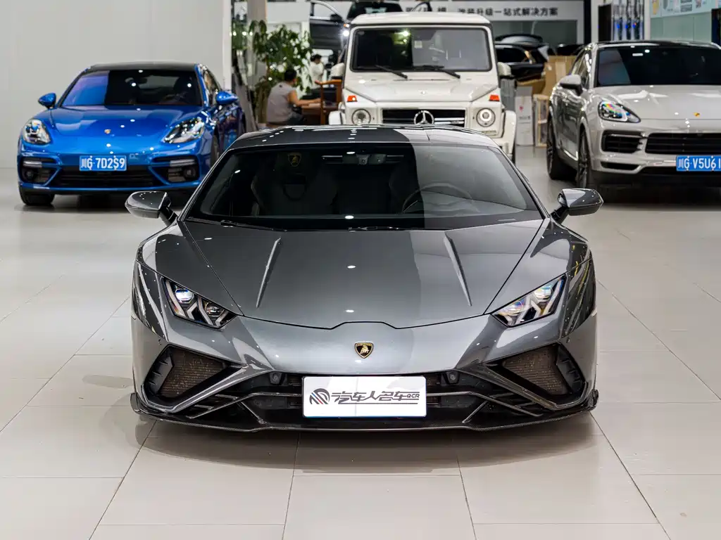 Lamborghini Huracán 2021