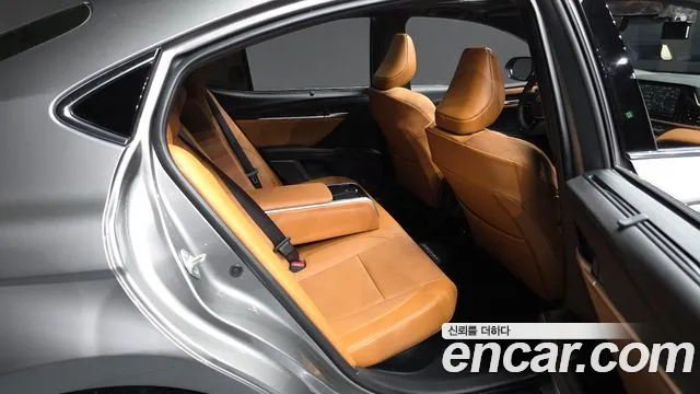 Toyota Camry 2025