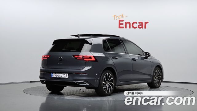 Volkswagen Golf 2022