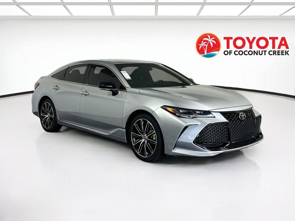 Toyota Avalon 2022