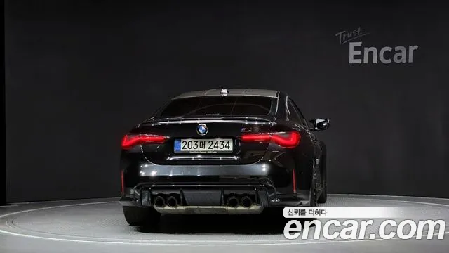 BMW M4 2023