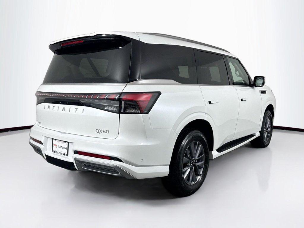 Infiniti QX80 2025