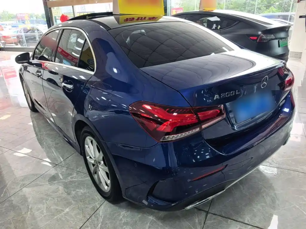 Mercedes-Benz A-Класс 2021