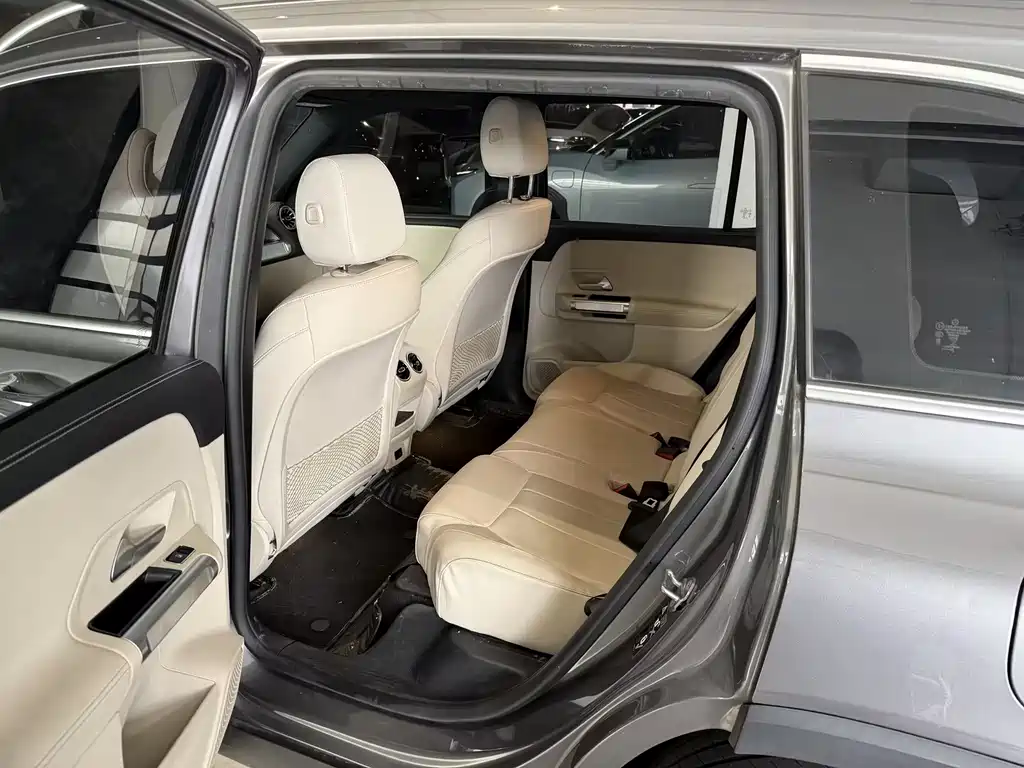 Mercedes-Benz EQB 2022