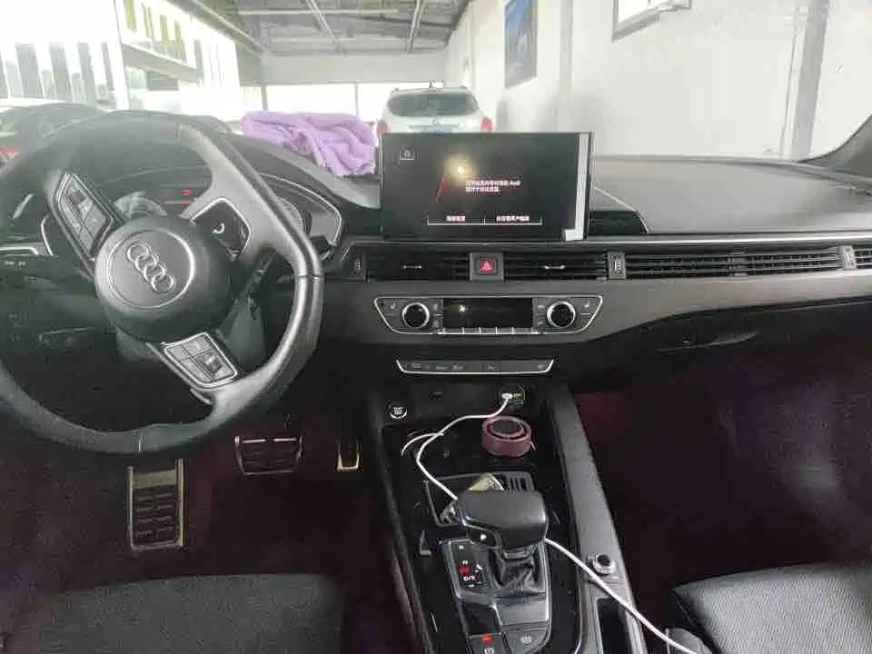 Audi A4 2023