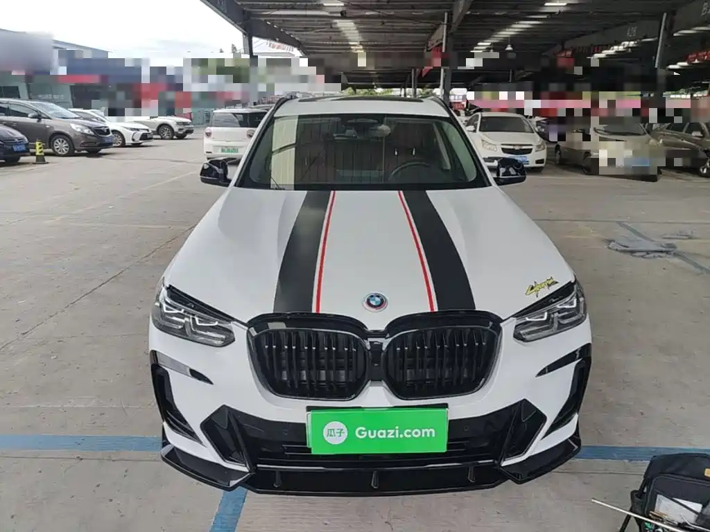 BMW iX3 2024