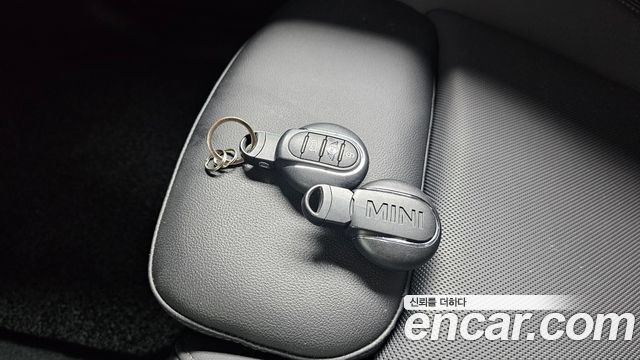 Mini COOPER 2021