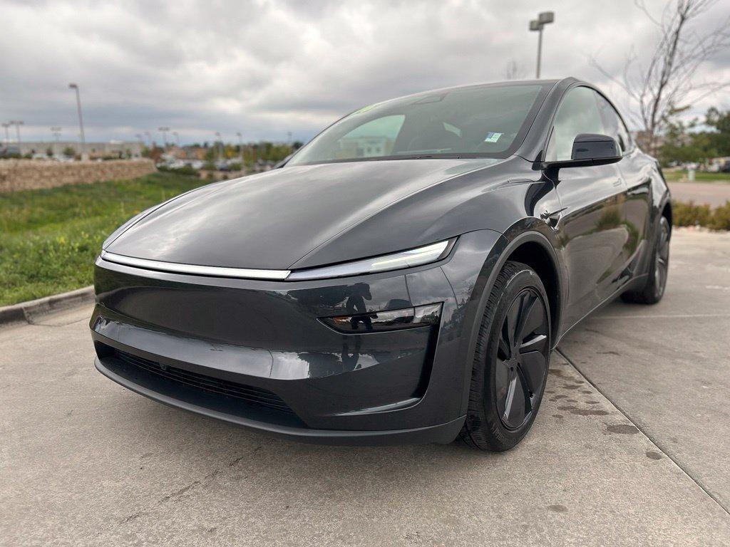 Tesla Model Y 2026