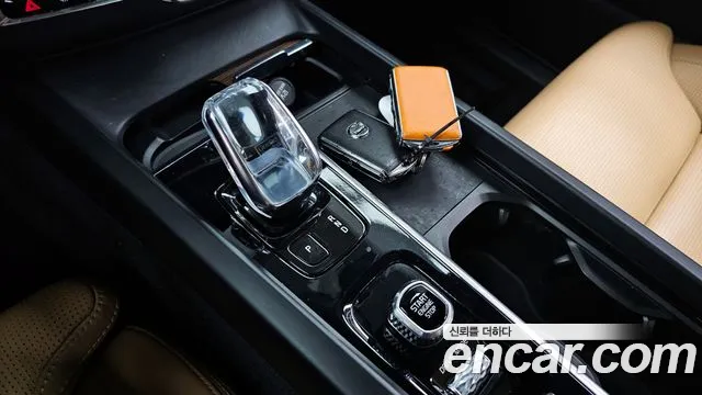 Volvo XC60 2021
