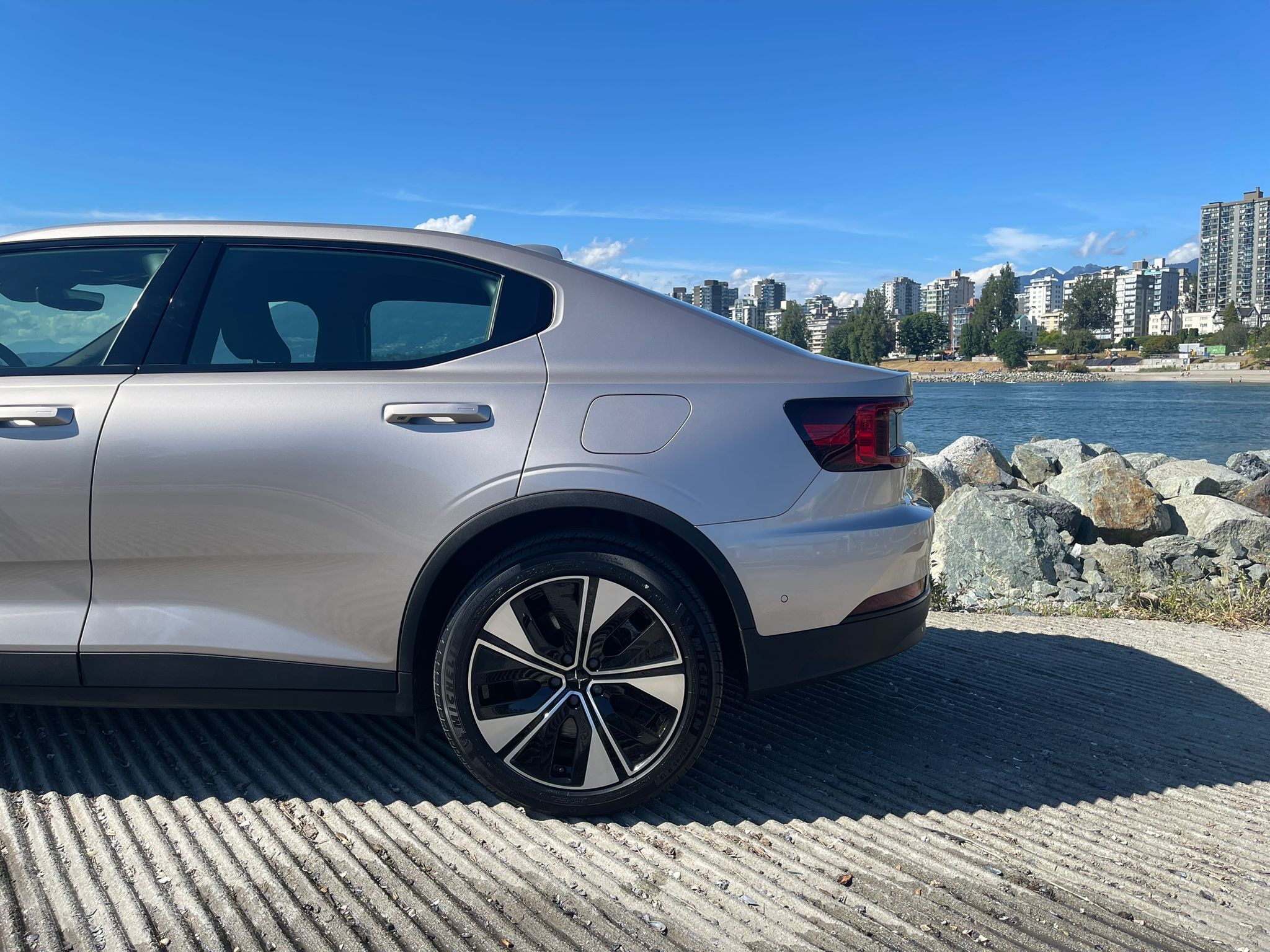 Polestar 2 2024