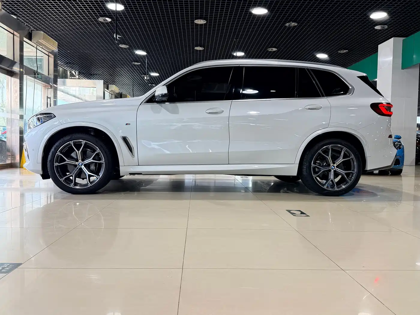 BMW X5 2023