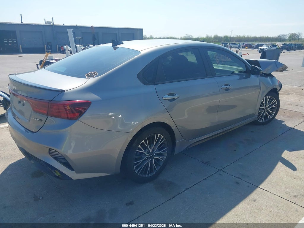 Kia Forte 2024