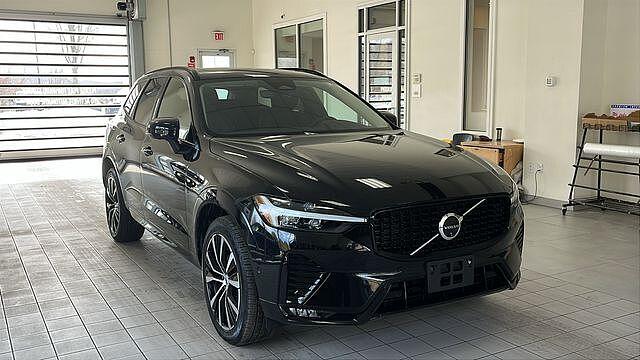 Volvo XC60 2025
