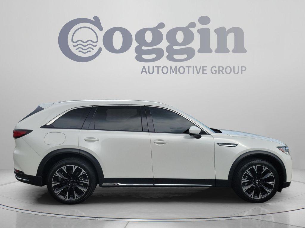 Mazda CX-90 2024