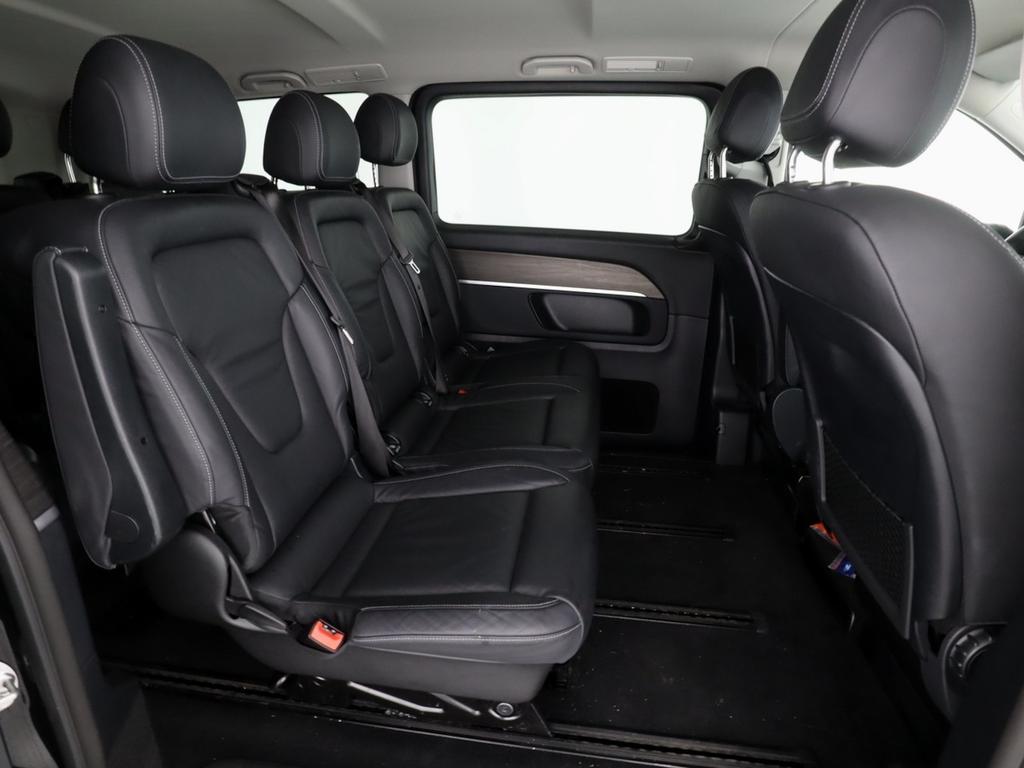 Mercedes-Benz V 300 2025