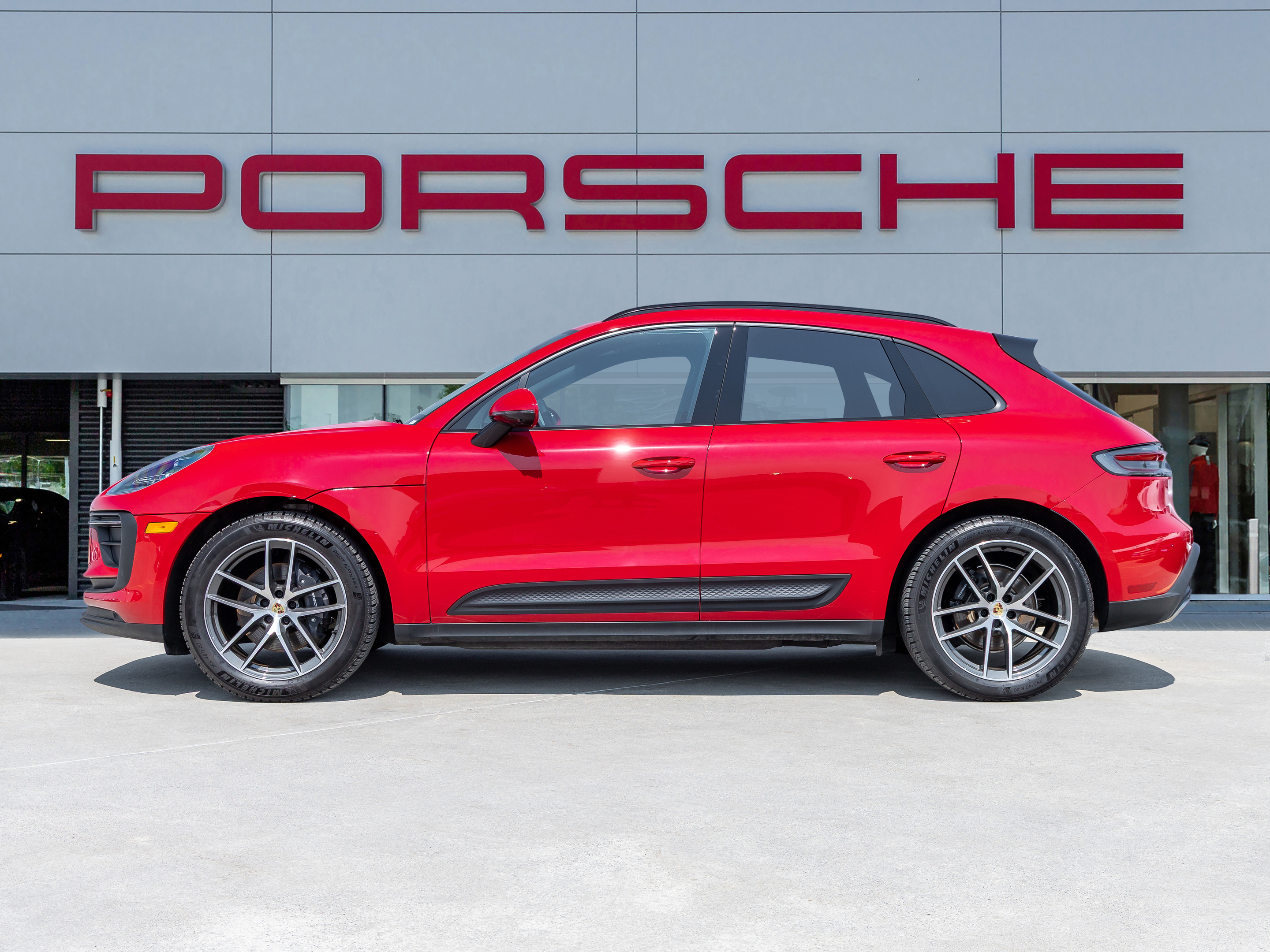 Porsche Macan 2025