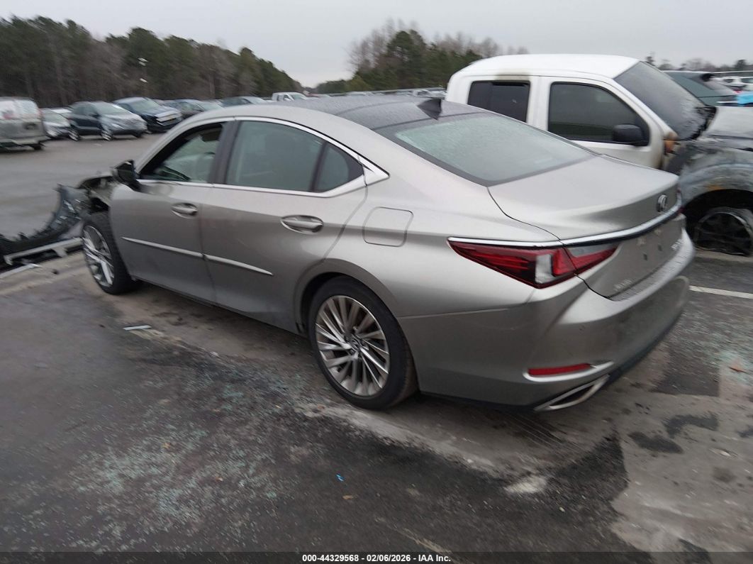 Lexus ES 2021