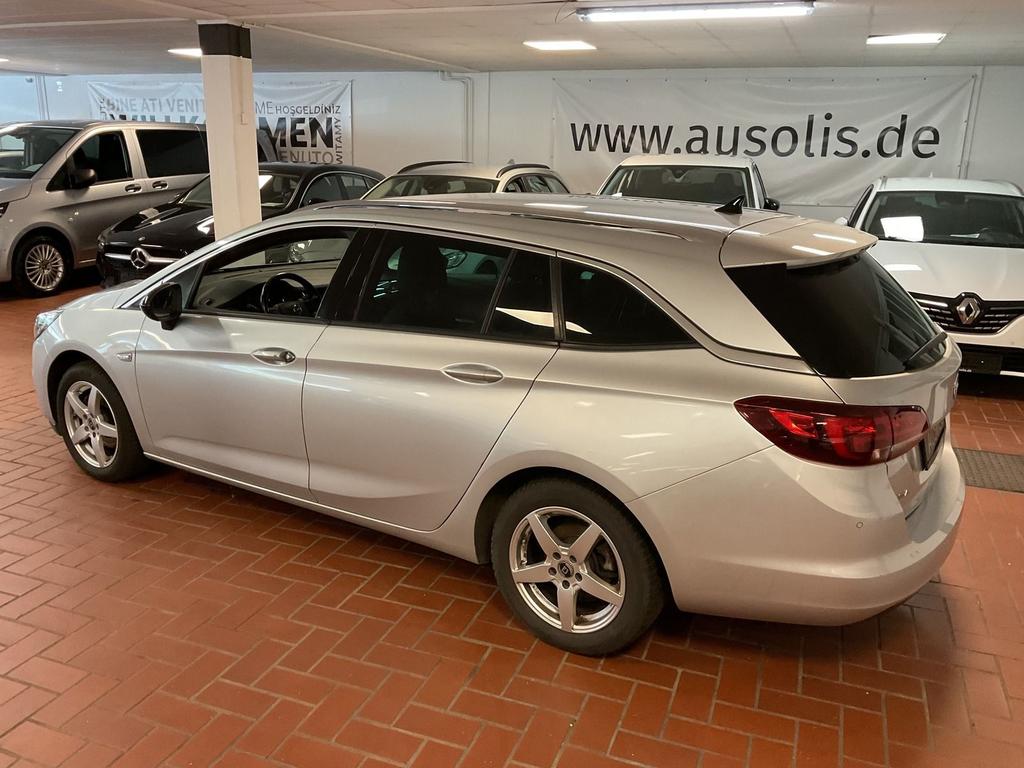 Opel Astra 2022