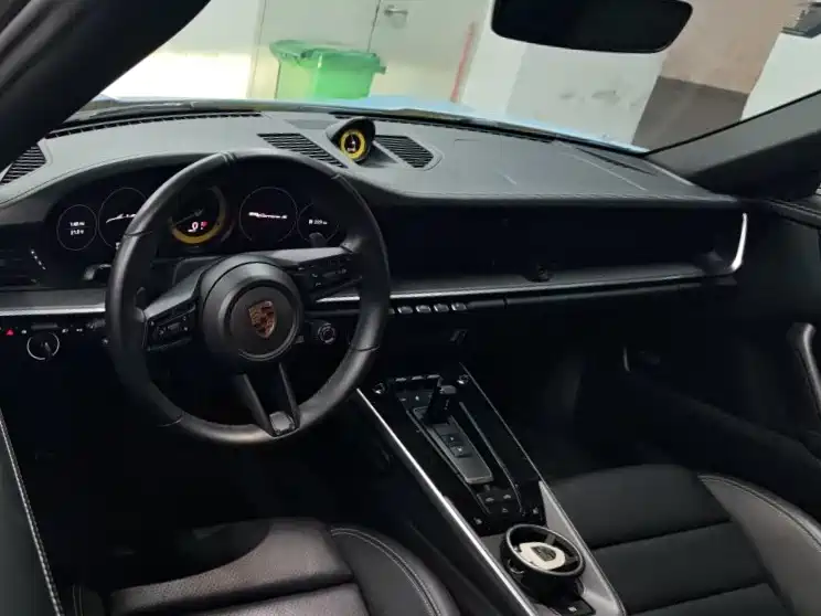 Porsche 911 2021