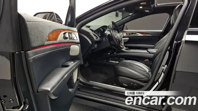 Lincoln MKZ 2020
