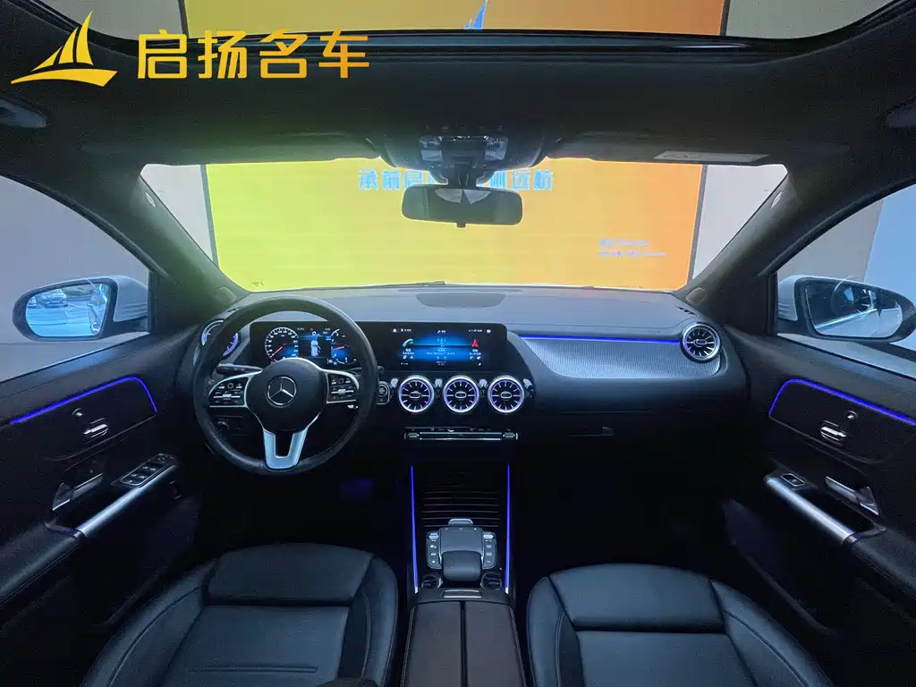 Mercedes-Benz GLA 2021