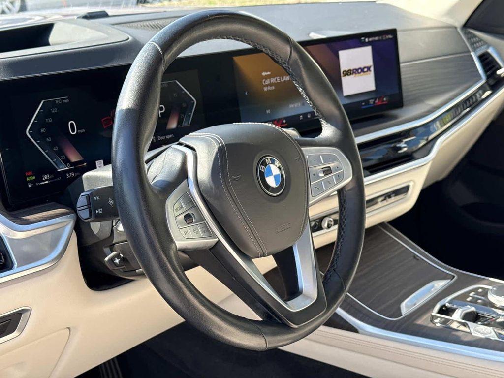 BMW X7 2024