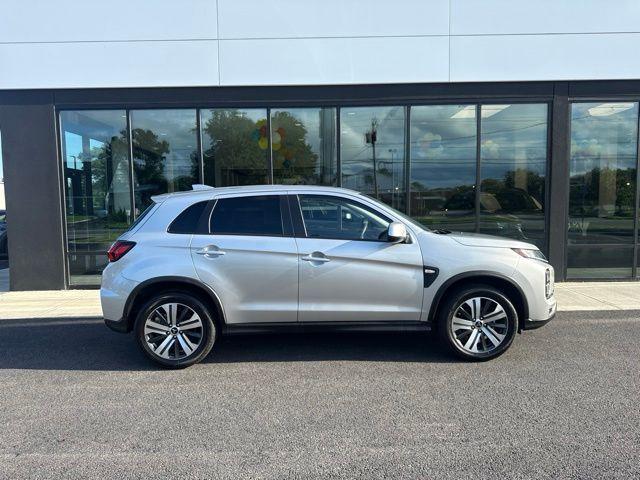 Mitsubishi Outlander Sport 2024