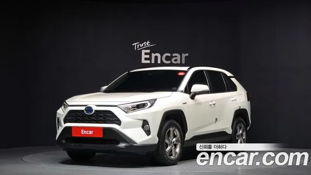 Toyota RAV4 2021