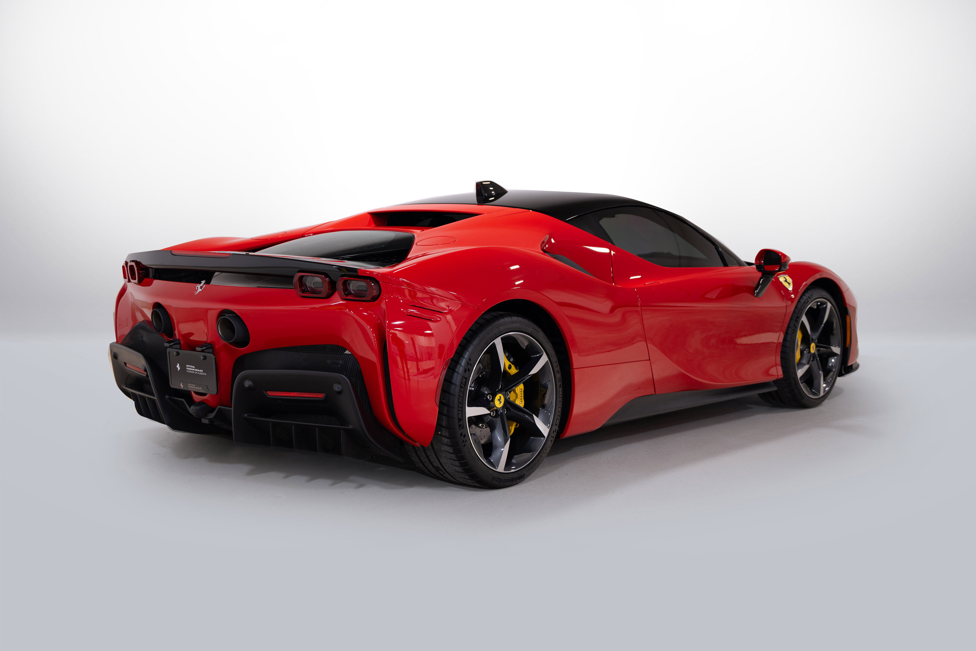 Ferrari SF90 2023
