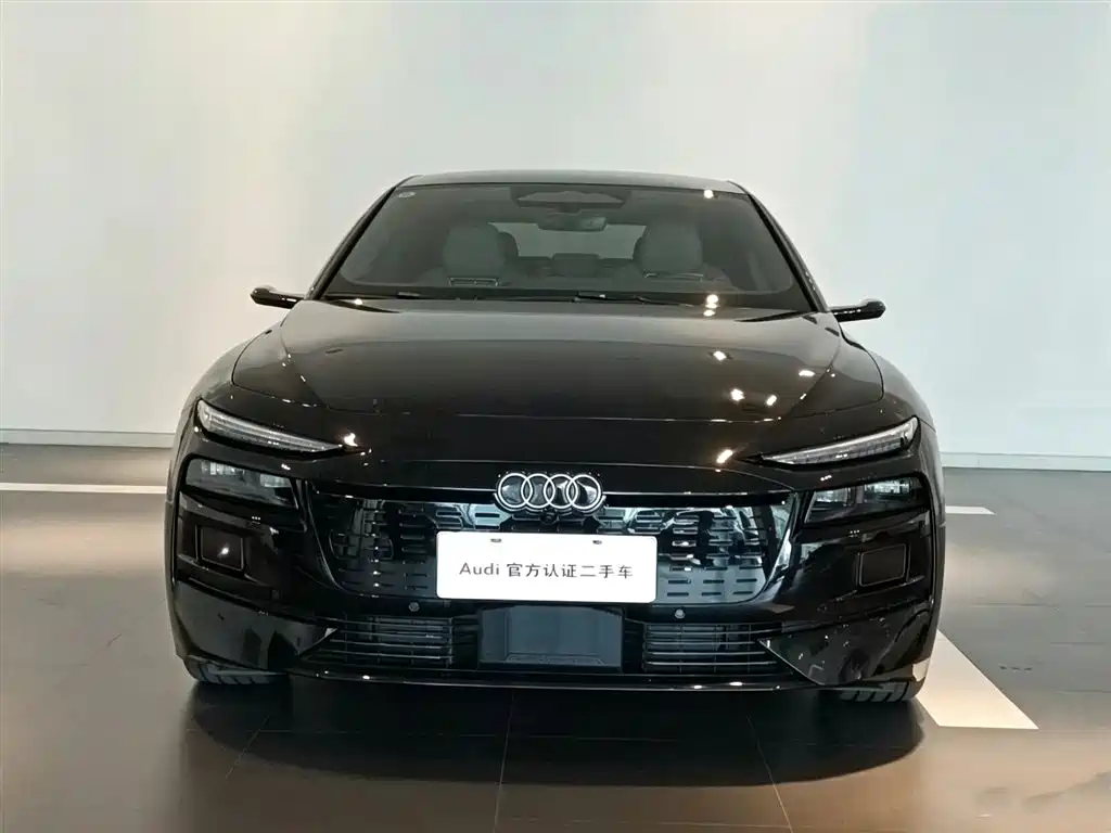 Audi e-tron 2026