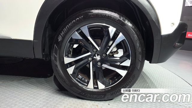 Peugeot 2008 2021