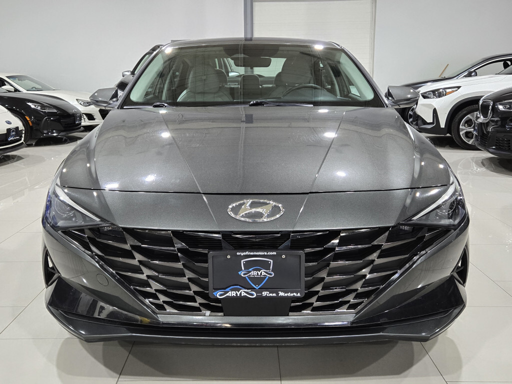 Hyundai Elantra 2023