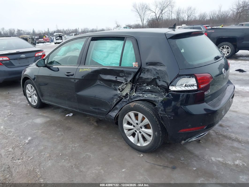 Volkswagen Golf 2021