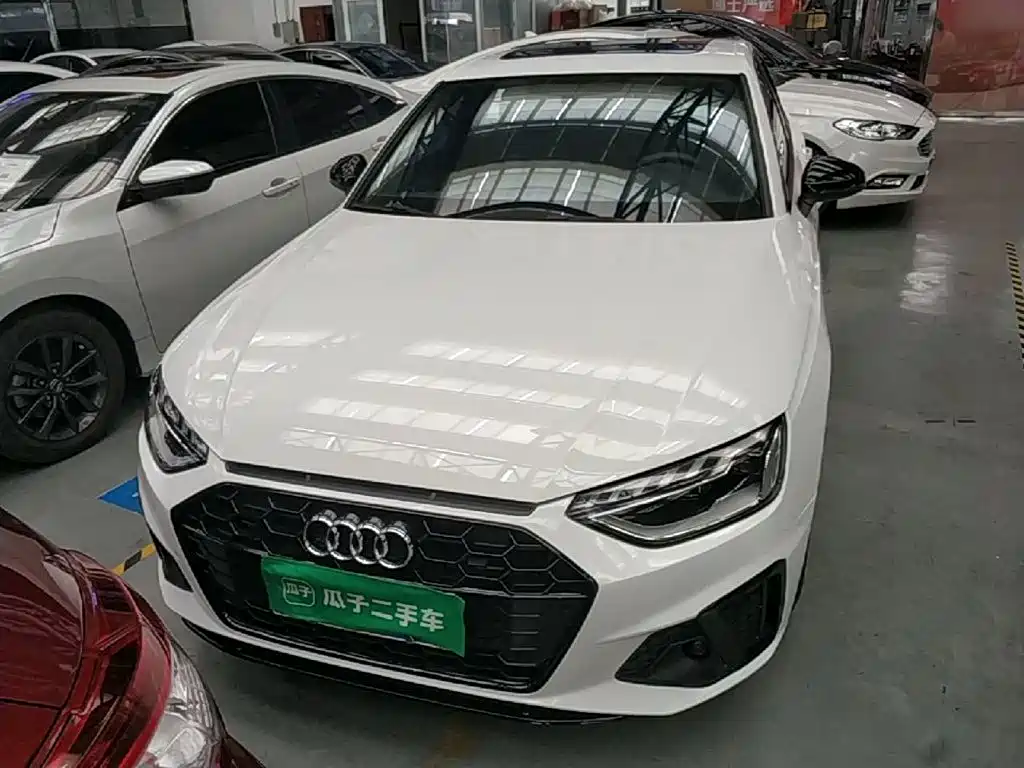 Audi A4 2024