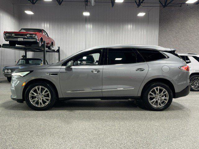 Buick Enclave 2023