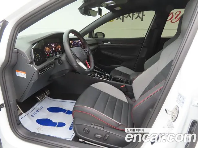 Volkswagen Golf 2024