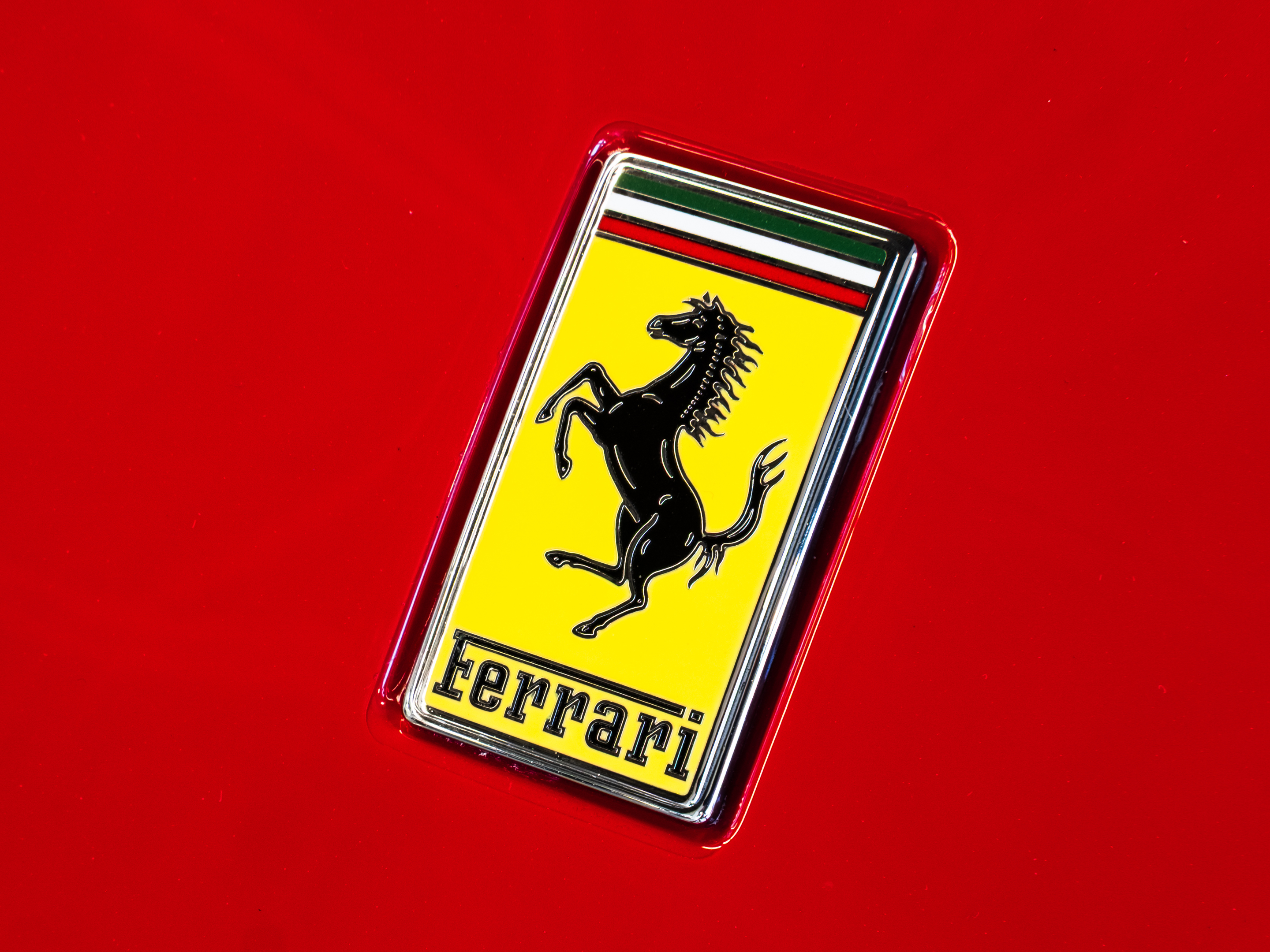 Ferrari 812 2021