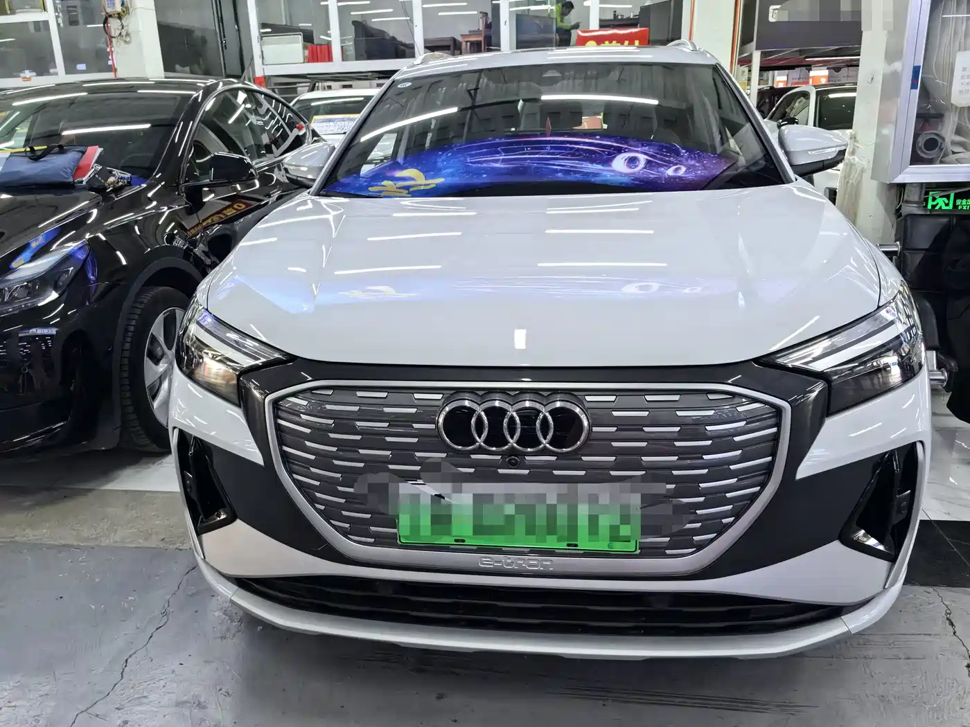 Audi Q4 e-tron 2024