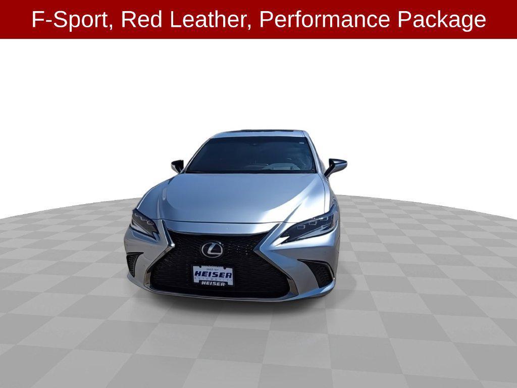Lexus ES 2022