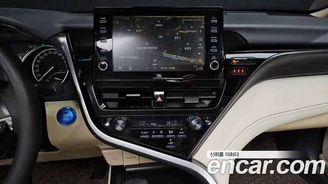 Toyota Camry 2024