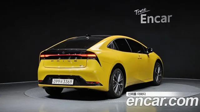 Toyota Prius 2024