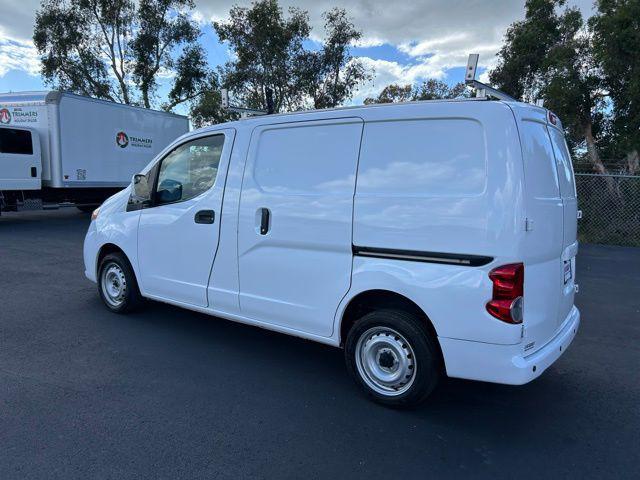 Nissan NV200 2021