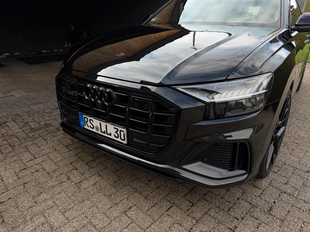 Audi Q8 2021