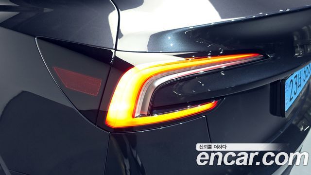 Tesla Model 3 2025