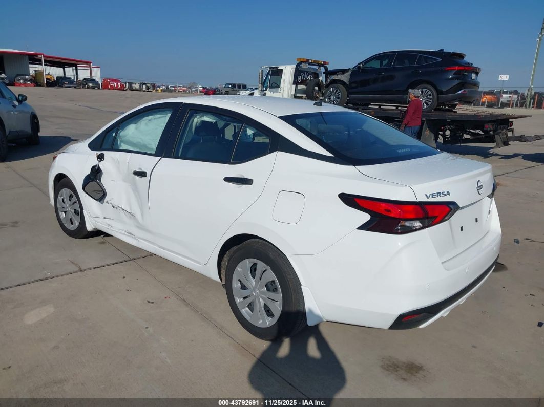 Nissan Versa 2025