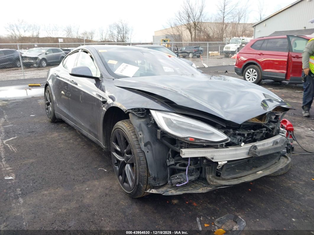 Tesla Model S 2022