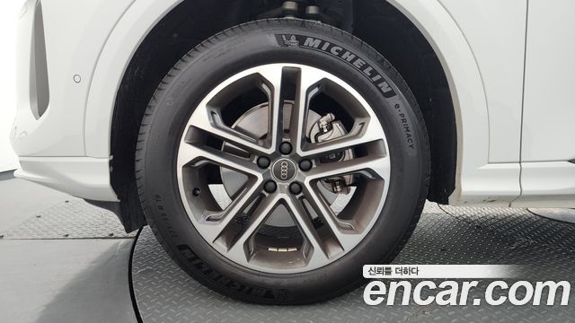 Audi Q5 2025