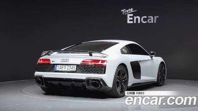 Audi R8 2021